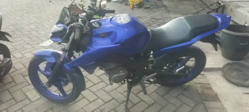Vixion 2015 lengkap plat n malang