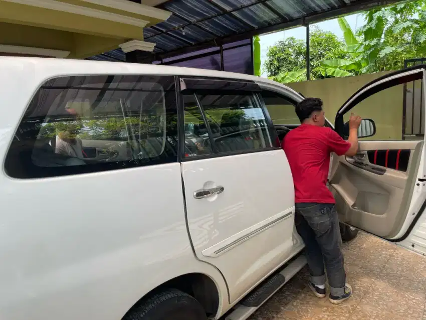 Bengkel kaca film mobil dan gedung bisa dipanggil