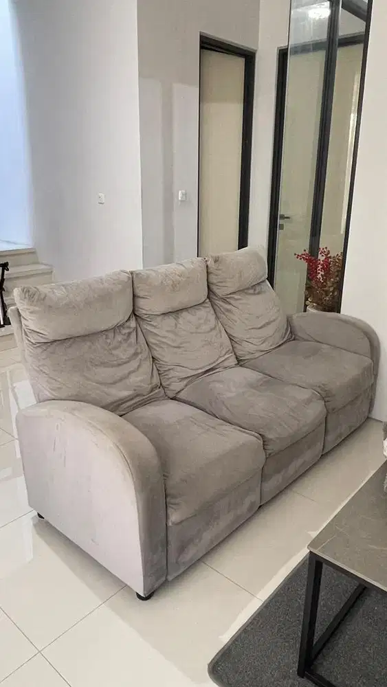 Sofa Bludru 3 Seater