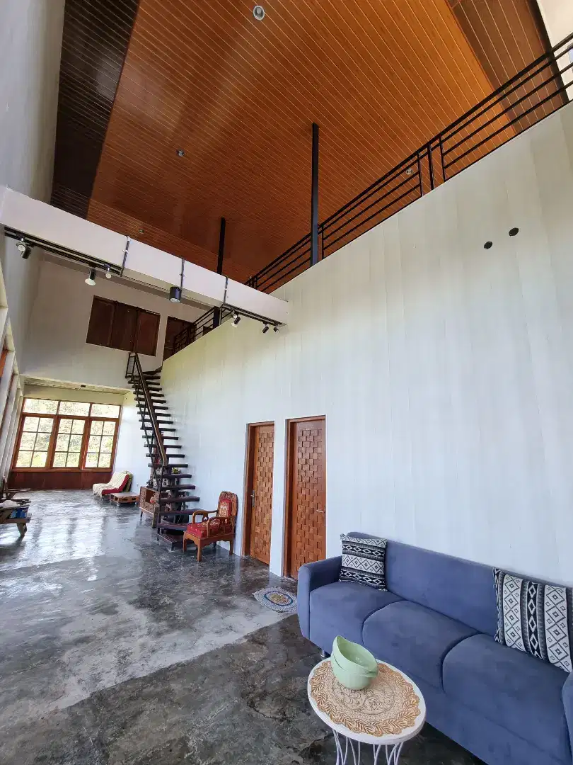 Villa view bagus di tawangmangu jual cepat