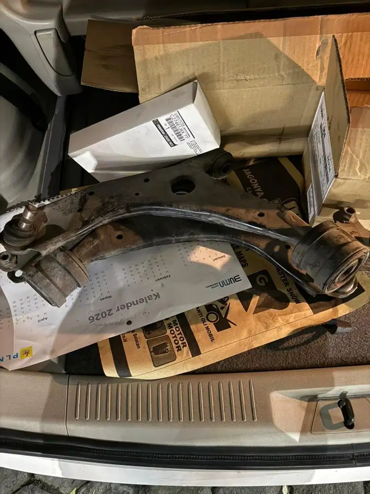 Dijual Parts Lower Arm & Shock Breaker Mazda Biante