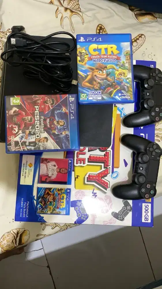 Di Cari ps 4 slim / ps4 pro fat sony saya beli playstation 4 1tb/500gb