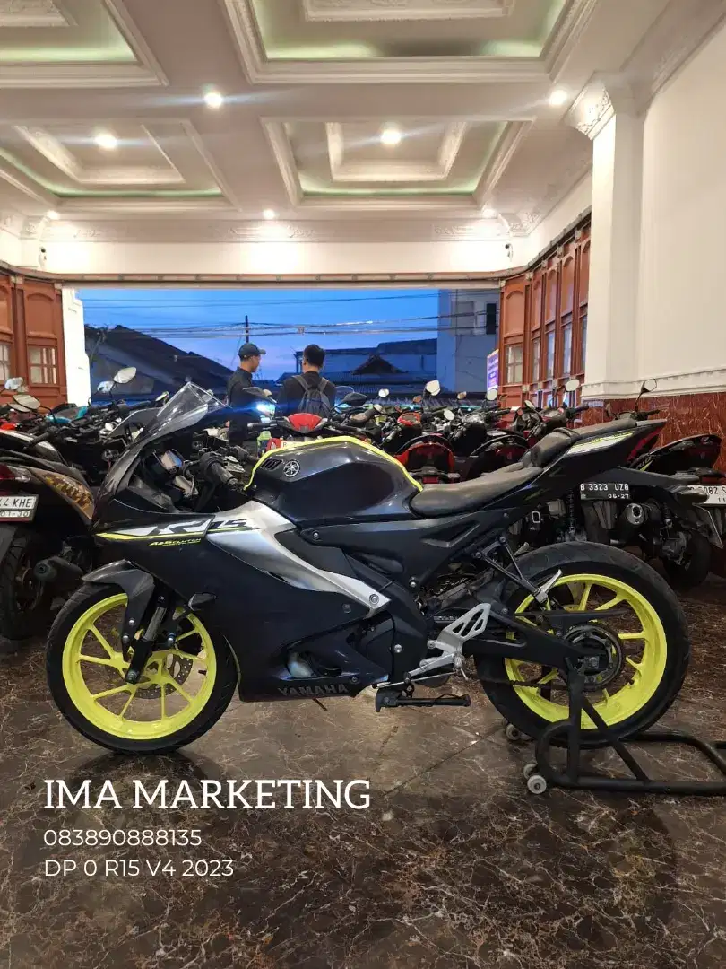 DP 0 YAMAHA R15 V4 2023 LIKE NEW BERGARANSI [ Bisa COD SE JABODETABEK]