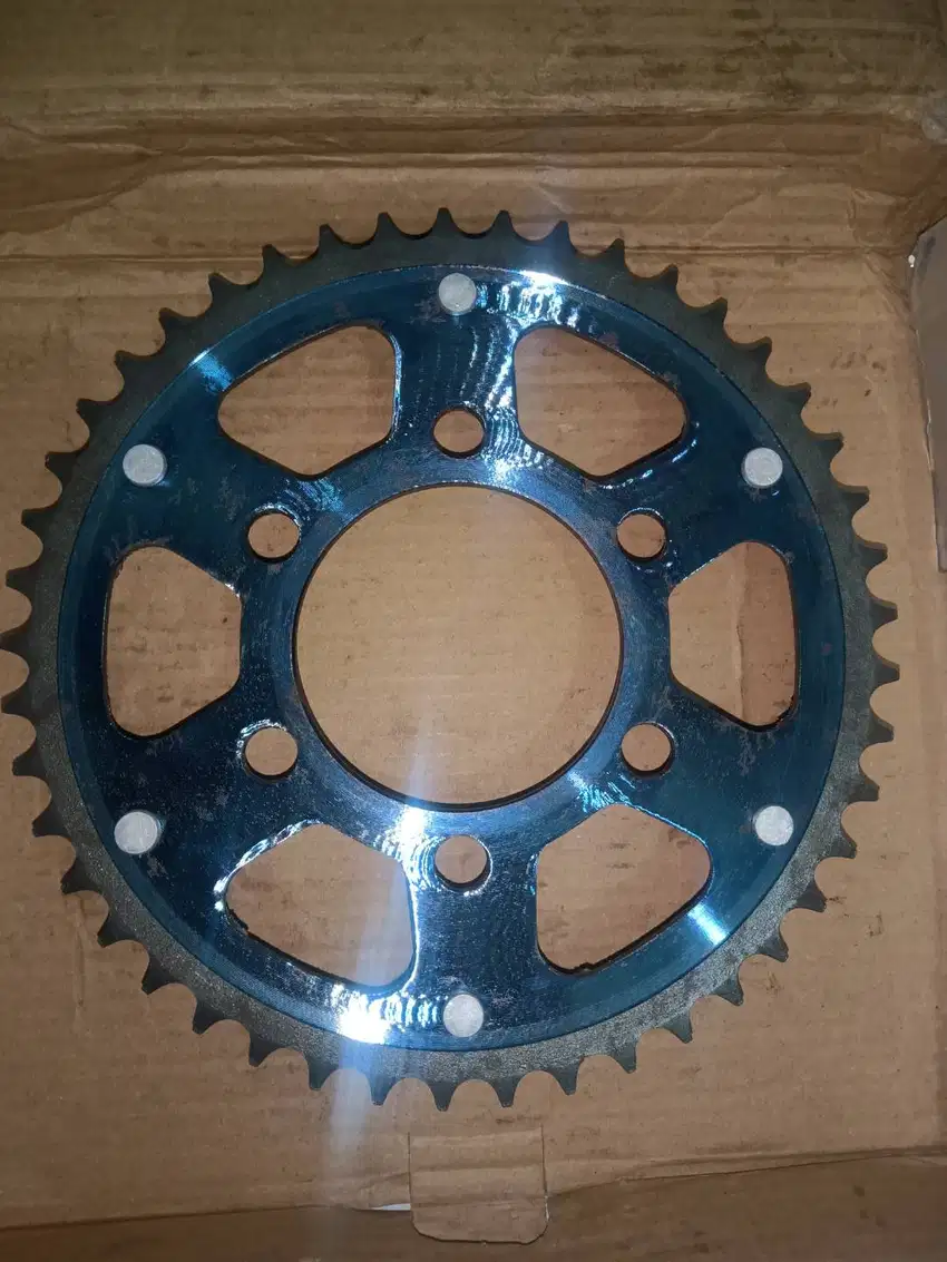Gear/gir belakang CB150R Ukuran 428-45t