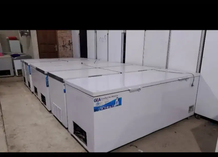 Freezer box dan showcase /chiller