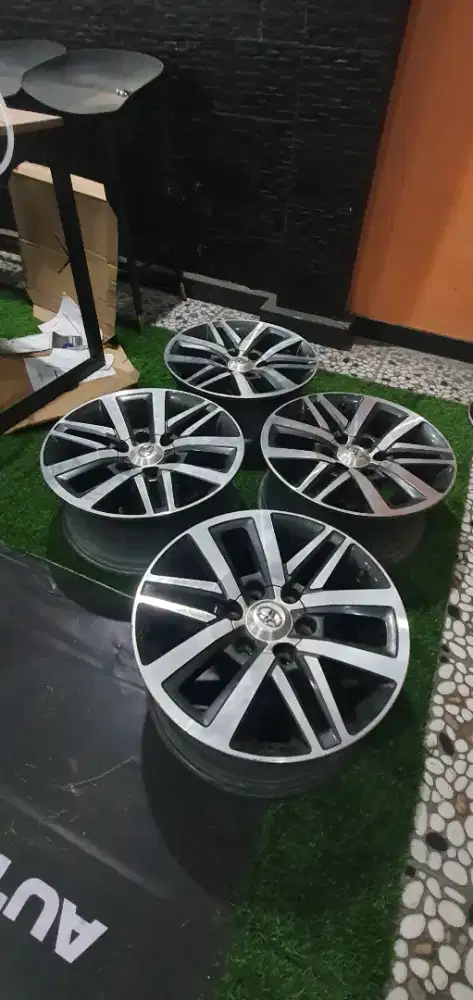 Velg original VRZ TOYOTA R18