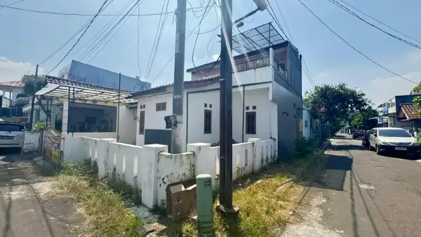Turun harga  rumah  duta bintaro