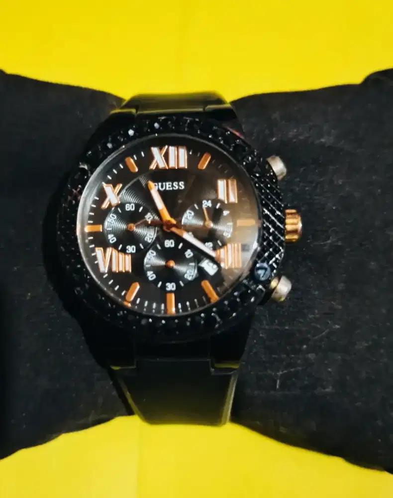 Jam Guess Wanita Original Seken