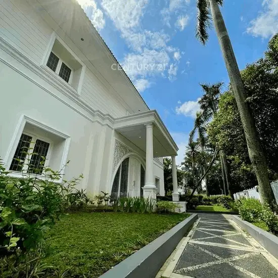 Rumah Luas Bagus Semi Furnished Di Pondok Indah 7009