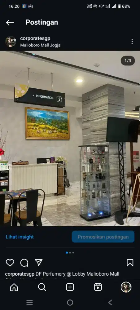 Dijual murah etalase Newvy Curio Informa baru pakai 6 bulan