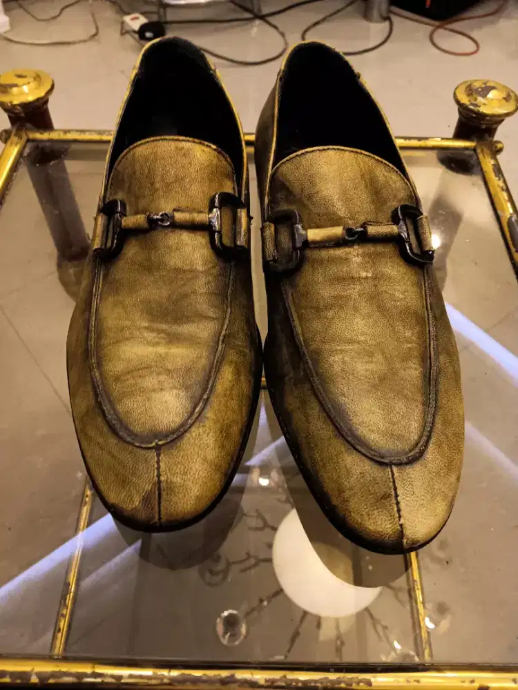 Sepatu bekas merk Morondi itali