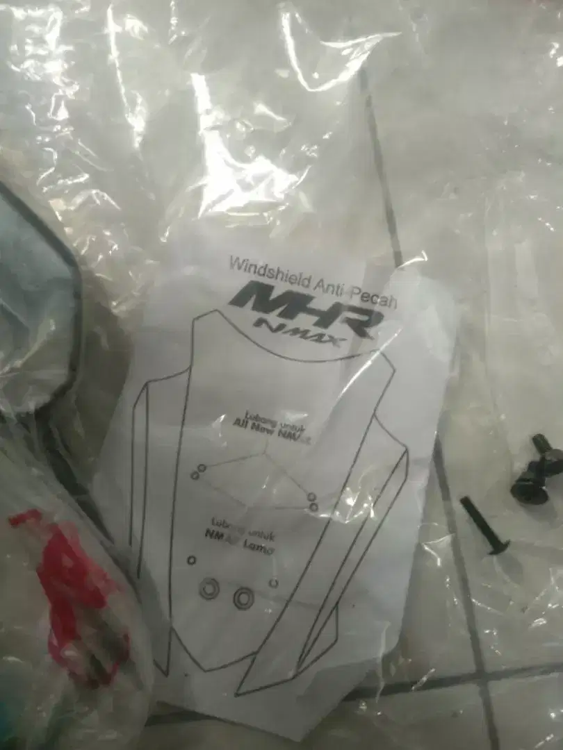 Windshield original Nmax 2024 Dan spion original Nmax