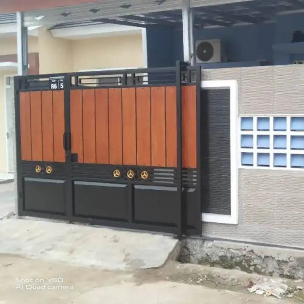 Pintu pagar jos
