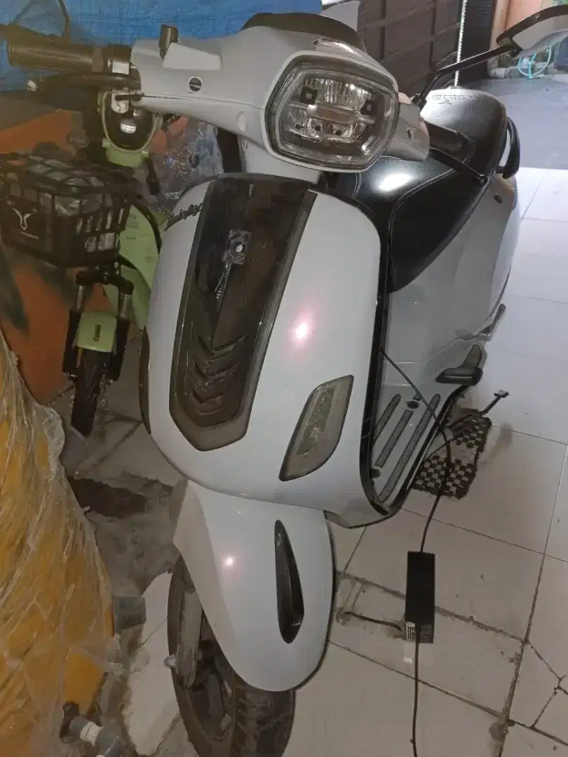 Motor listrik uwinfly