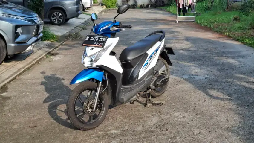 Honda Beat FI ESP 2015 Putih Biru