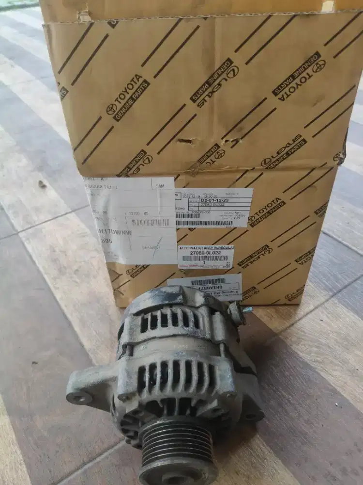 Alternator ori copotan Fortuner 2KD