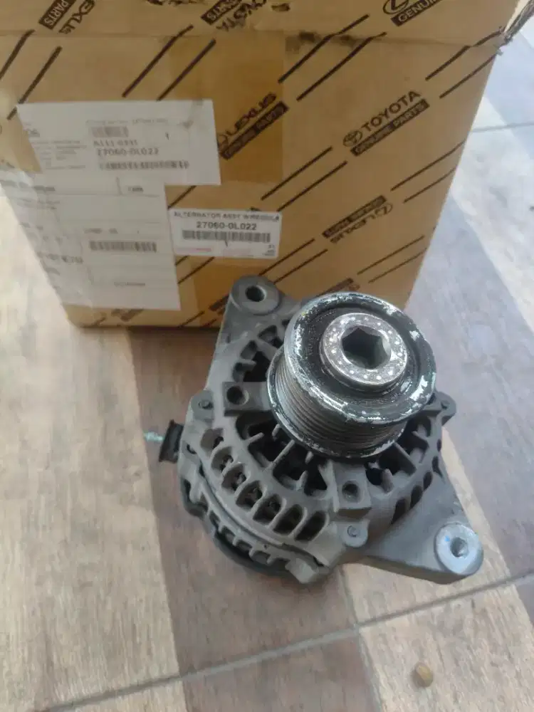 Alternator ori Toyota Fortuner 2KD
