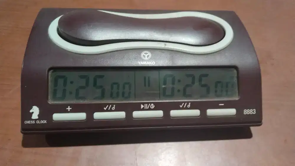 Jam Catur Yamako Nego