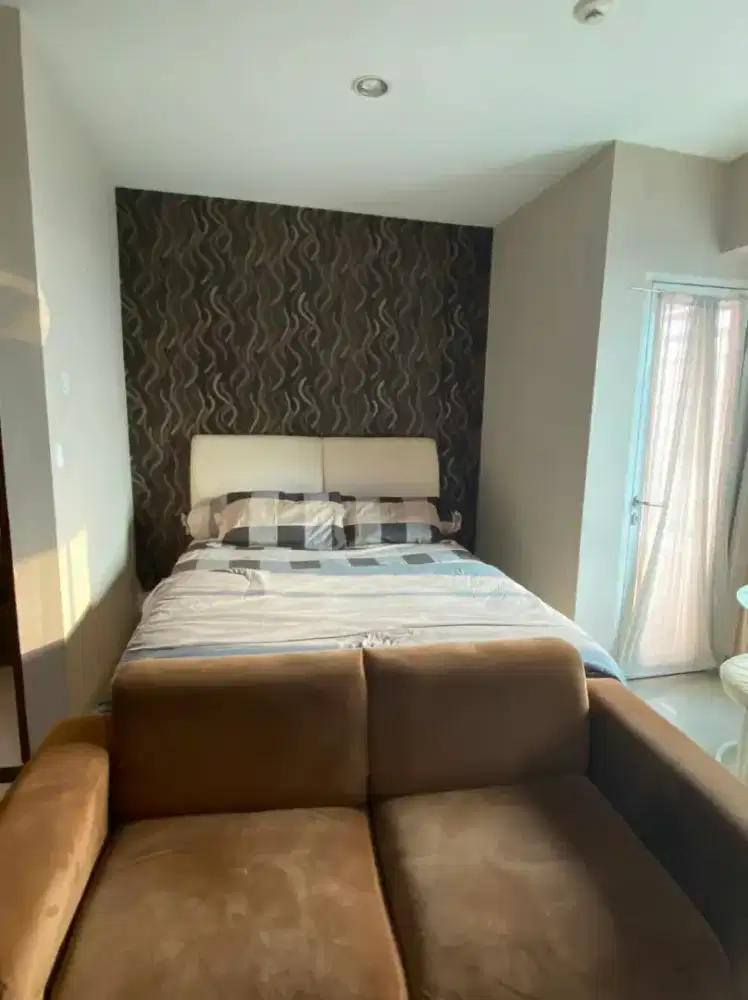 Sewa murah bulanan apartemen grand kamala lagoon