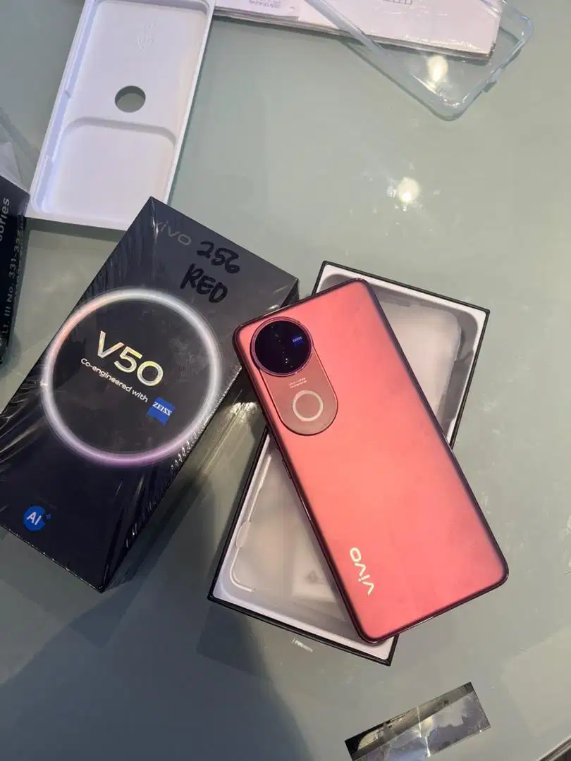 vivo V50 12/256
