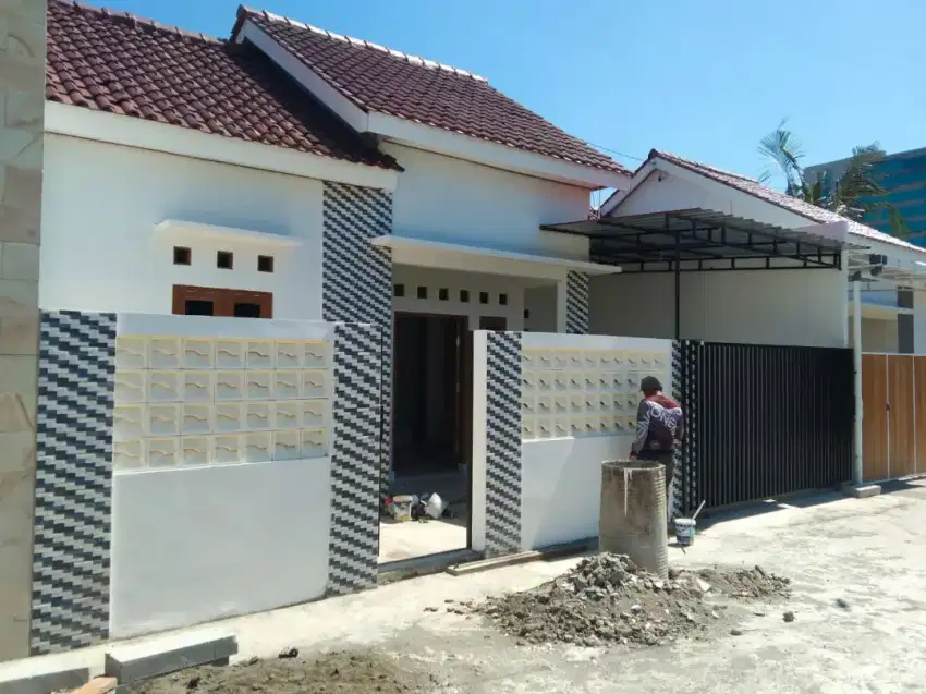 Dijual Rumah baru Karangasem Solo L:91m