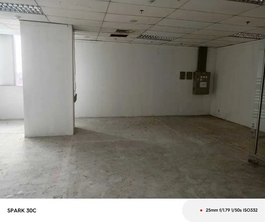 SEWA RUANG KANTOR MENARA SATU KELAPA GADING LUAS 240 SQM