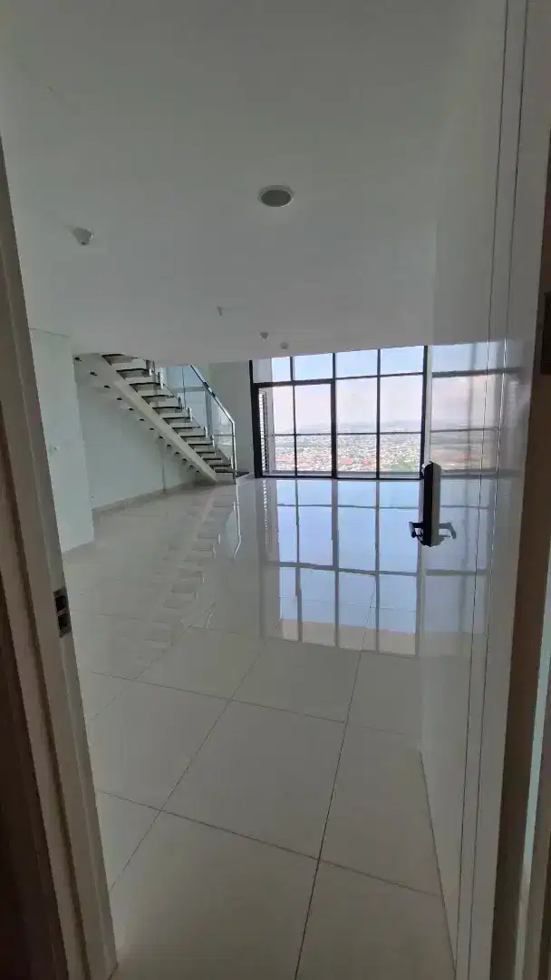 Disewakan SOHO VIELOFT CIPUTRA WORLD SURABAYA (Cocok untuk kantor)