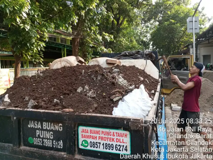 Jasa buang puing dan buang tanah