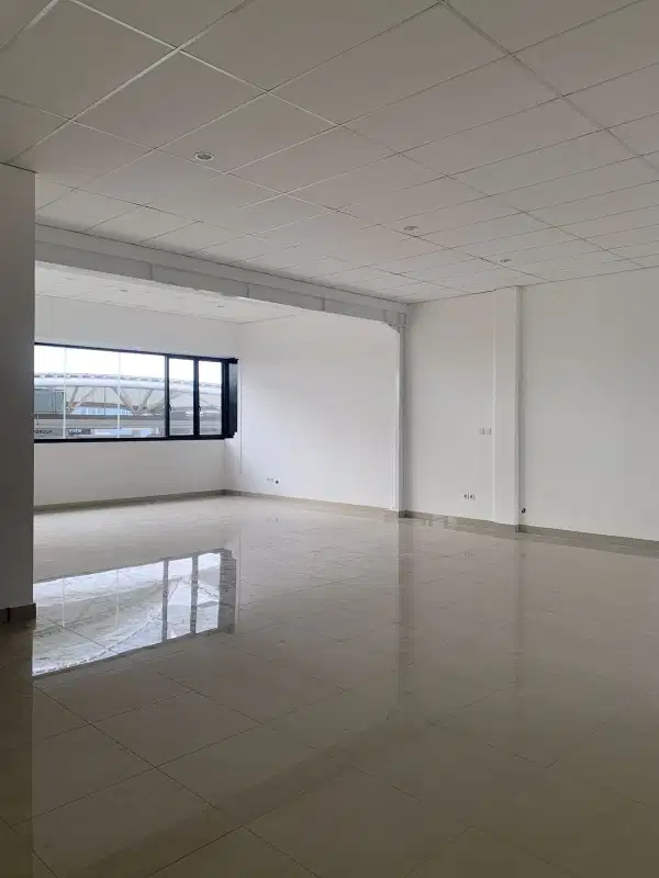 Office Commercial Space per Lantai Luaa 150  Depan MRT Panglima Polim