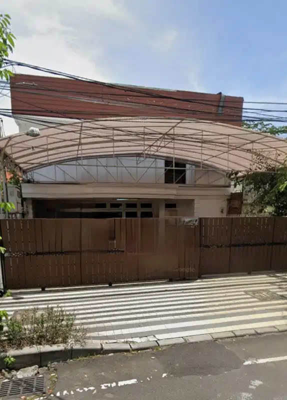 DISEWAKAN Rumah Usaha Dekat Raya Darmo