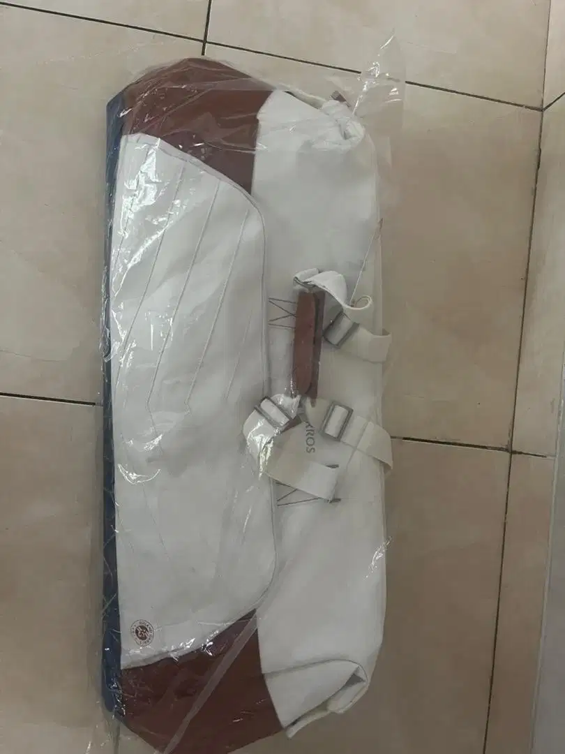 Dijual Raket & Tas Tennis