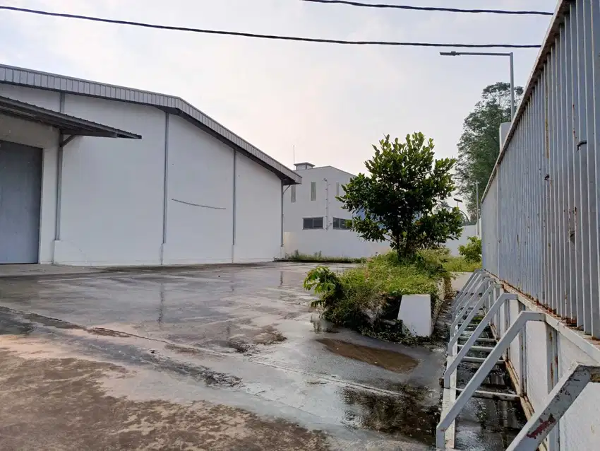 DISEWAKAN GUDANG LEGOK TANGERANG LUAS 2,820 M2