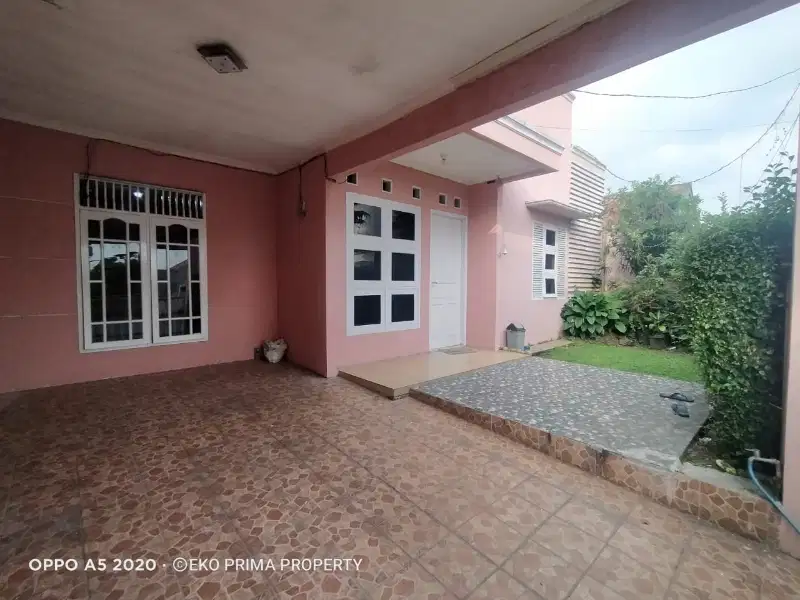 Strategis jarang ada rumah sayap pasteur Lt.200m murah banget