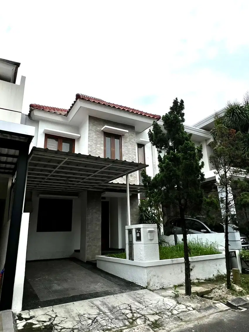 Dijual rumah di sektor 9 Bintaro bebas banjir siap Huni