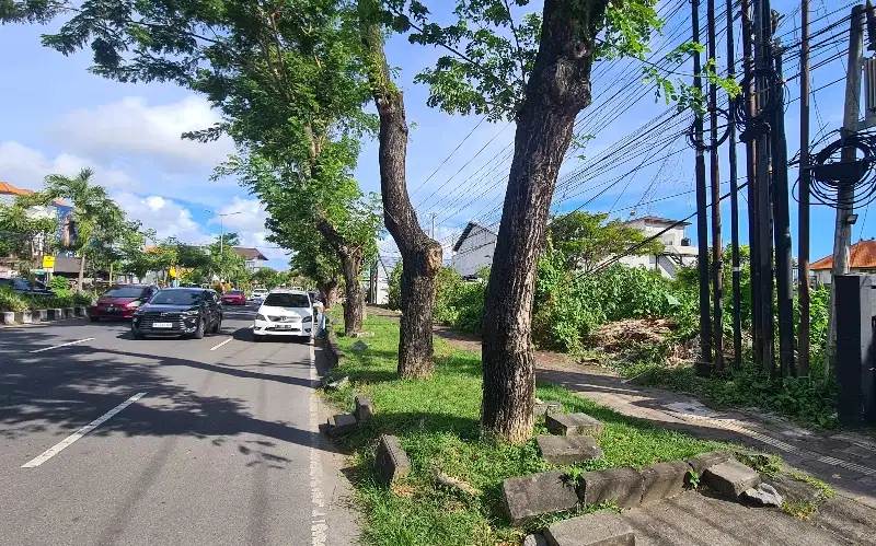 Tanah Komersil Premium 20 tahun sewa Raya Susnet Road Kita Bali