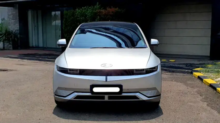 Km 18rb hyundai ioniq 5 long range signature 2023 abu