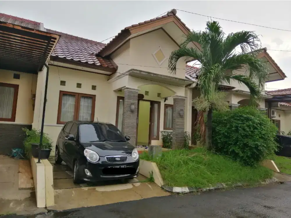 Rumah Strategis Tanah Baru