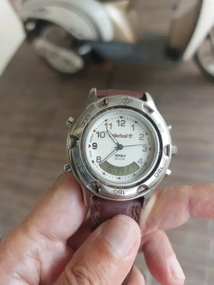 Timberland analog digital