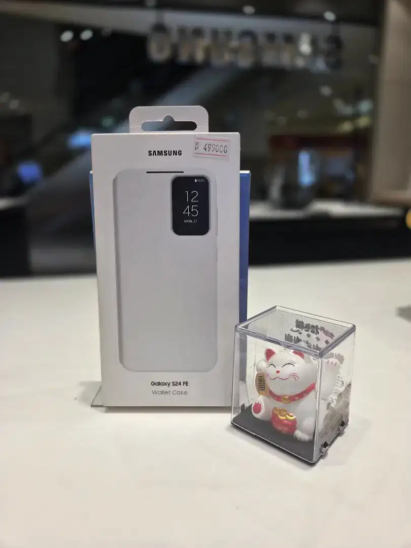 Samsung Galaxy S24 FE Wallet Case.