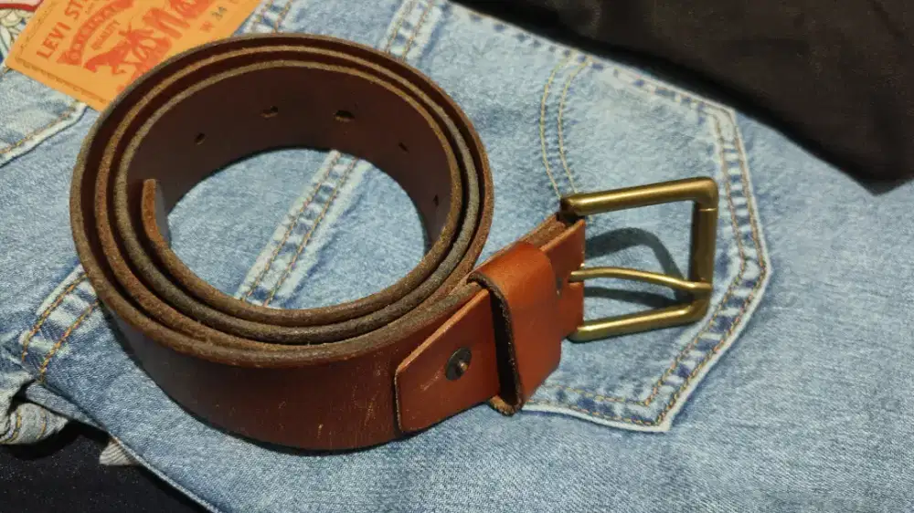 Gesper Kulit Levi's Original