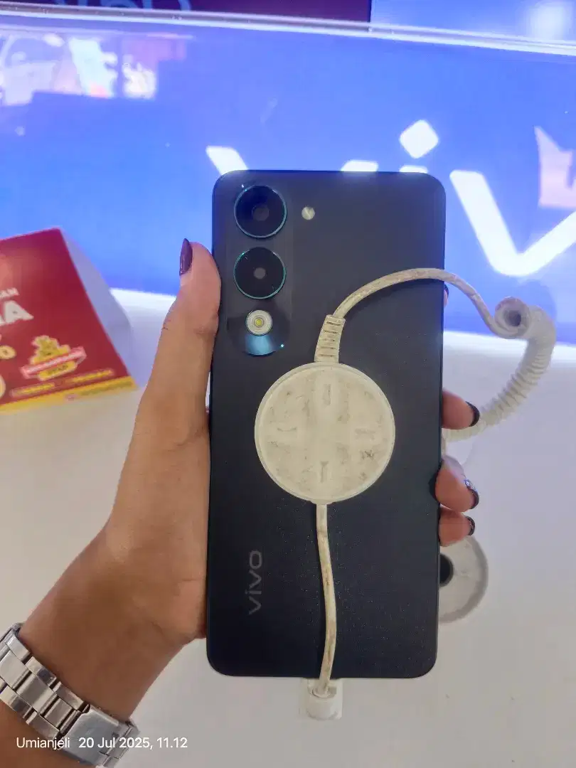 Produk terbaru vivo y04s