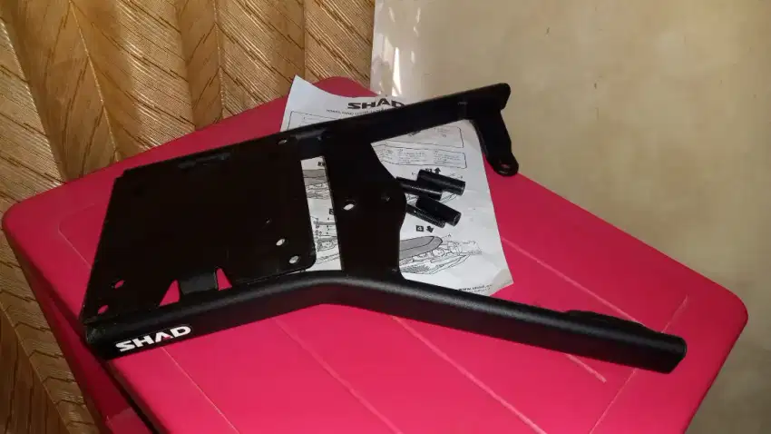 Braket Box Original SHAD untuk Vario LED New & Old