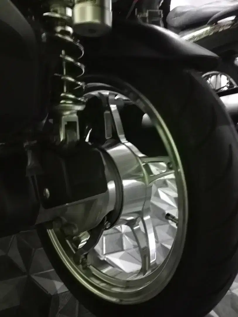 Velg Delkevic k speed + ban maxxis diamond