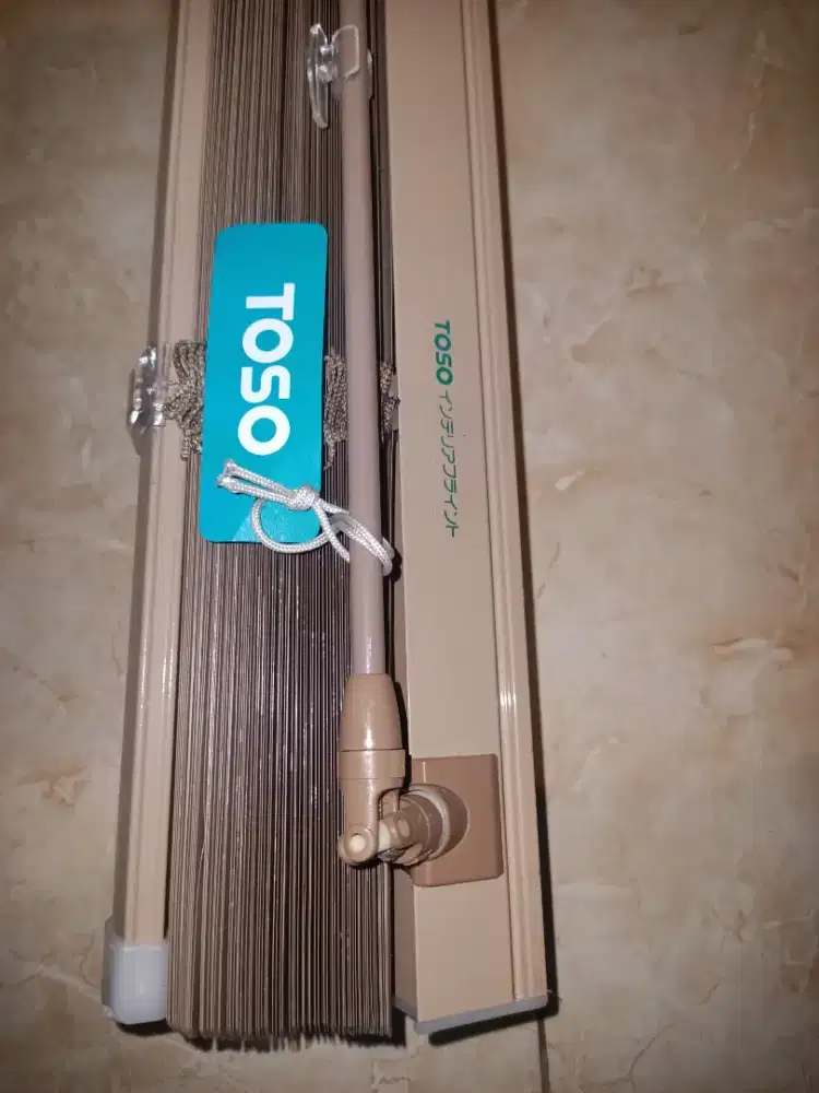 TOSO WINDOW VENETIAN BLINDS ALMUNIUM NEW UK 60*180
