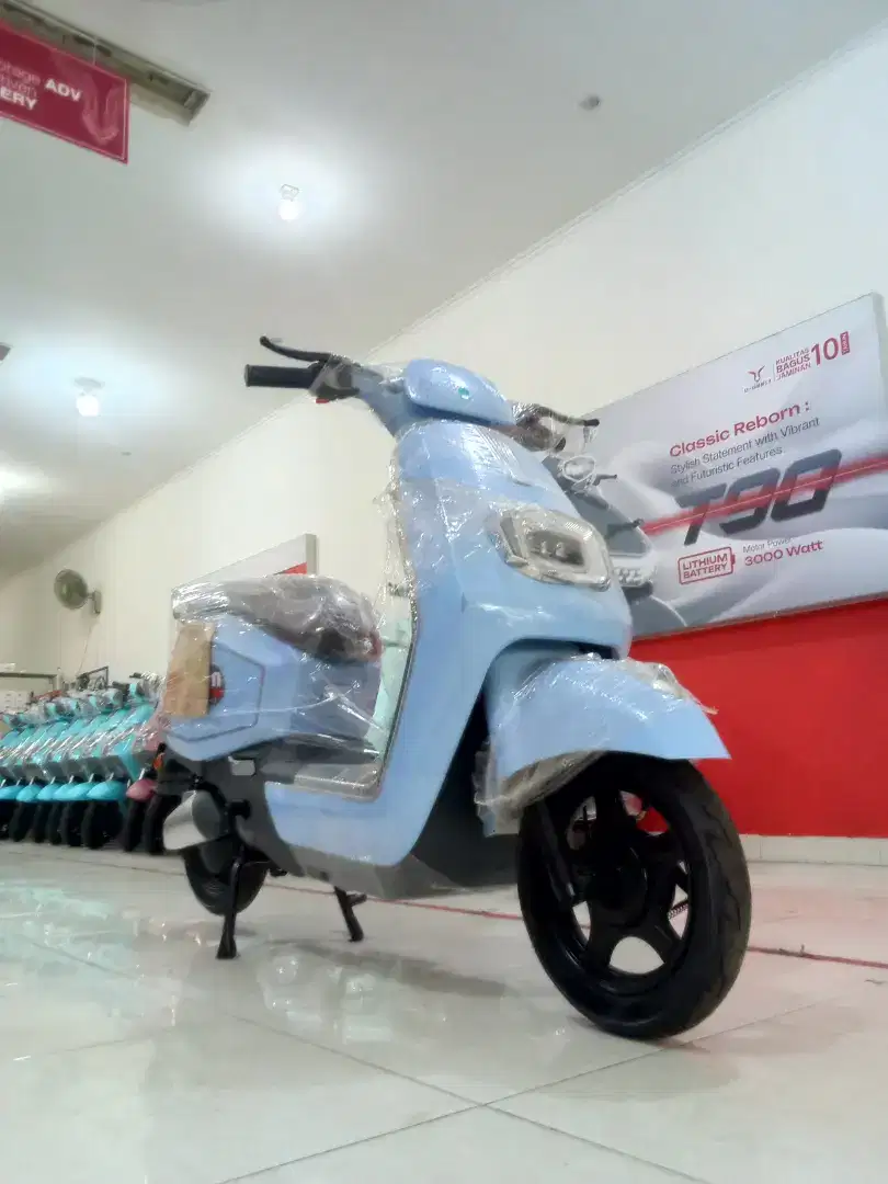 Sepeda listrik uwinfly tipe T70 lithium