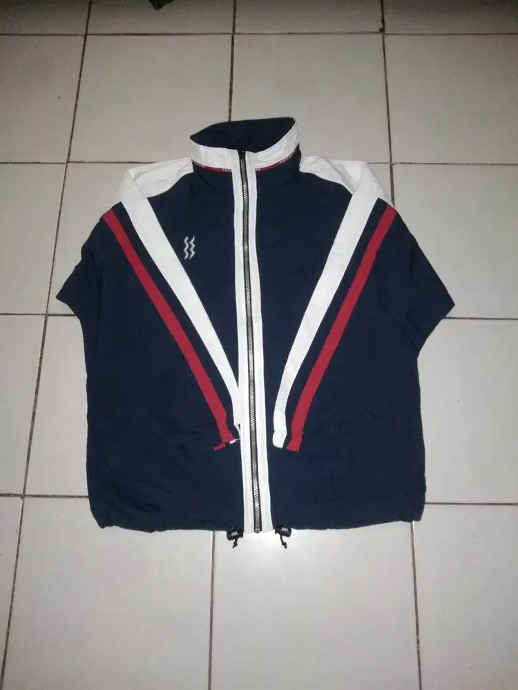 Sport wear winbreker mizzuno