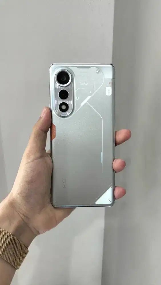 BEST SELLER TECNO POVA CURVE 5G 8/256GB