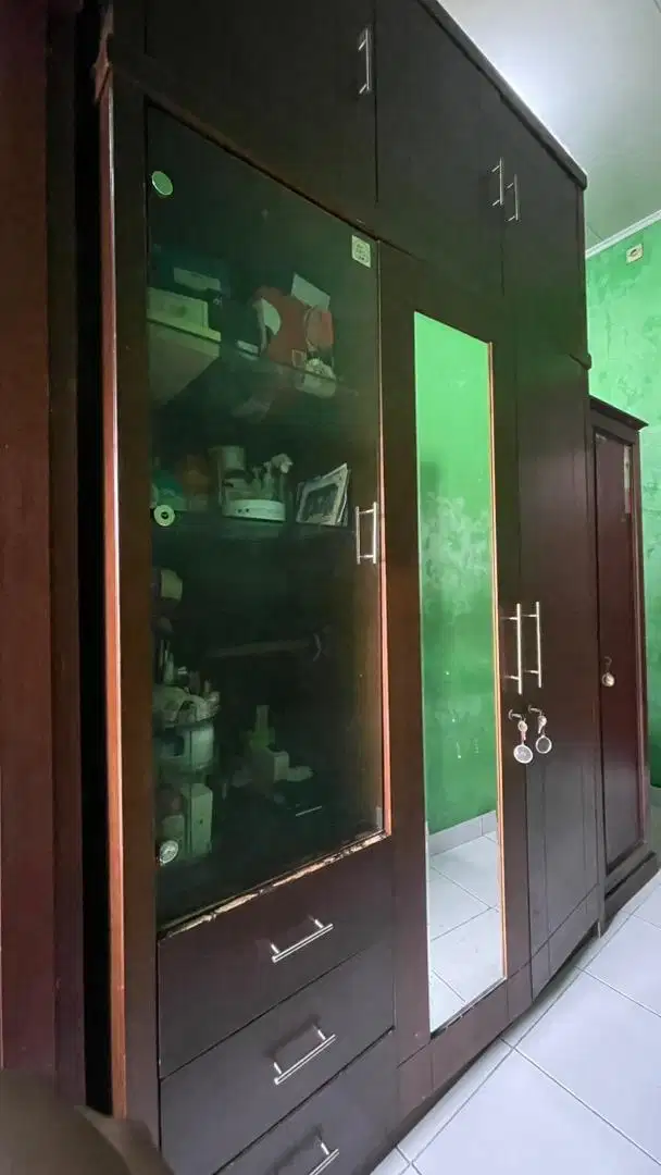 JUAL MURAH LEMARI PAKAIAN KAYU + RAK PIRING