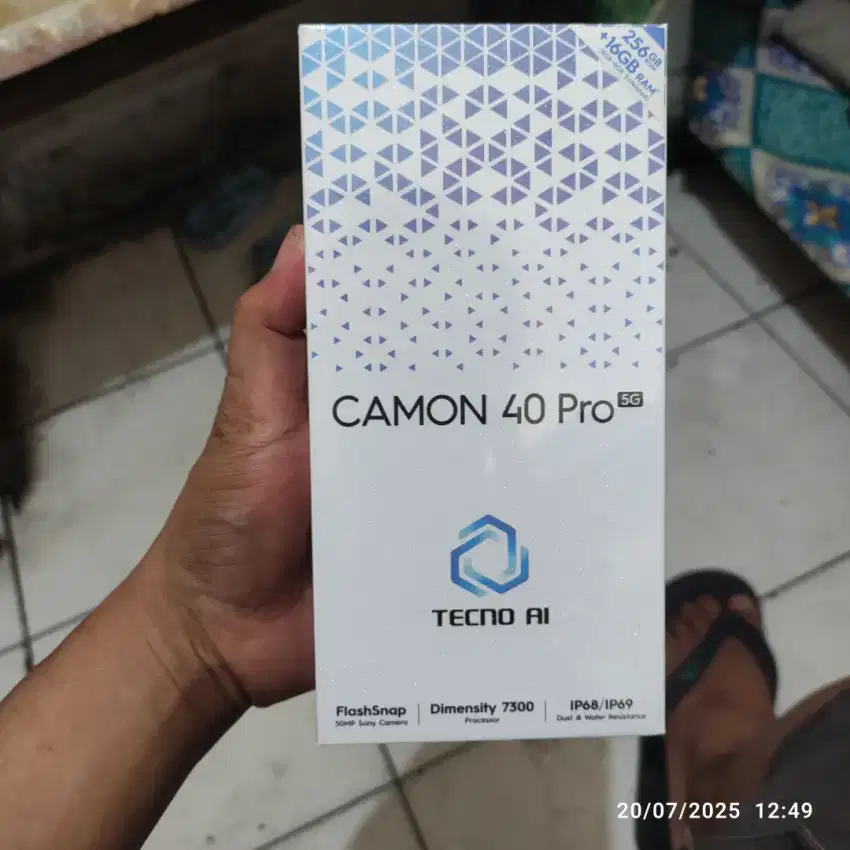Tecno Camon 40 Pro 5G 8/256 Baru Garansi Resmi