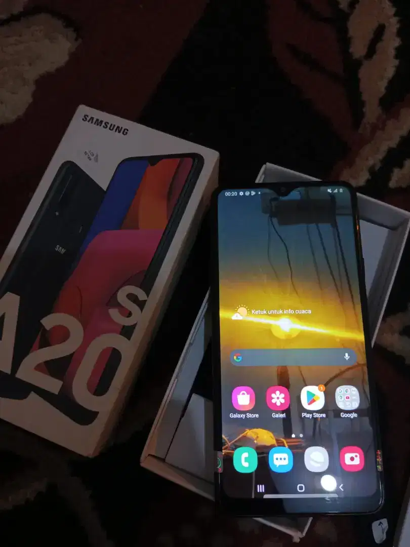 Samsung a20s 4/64